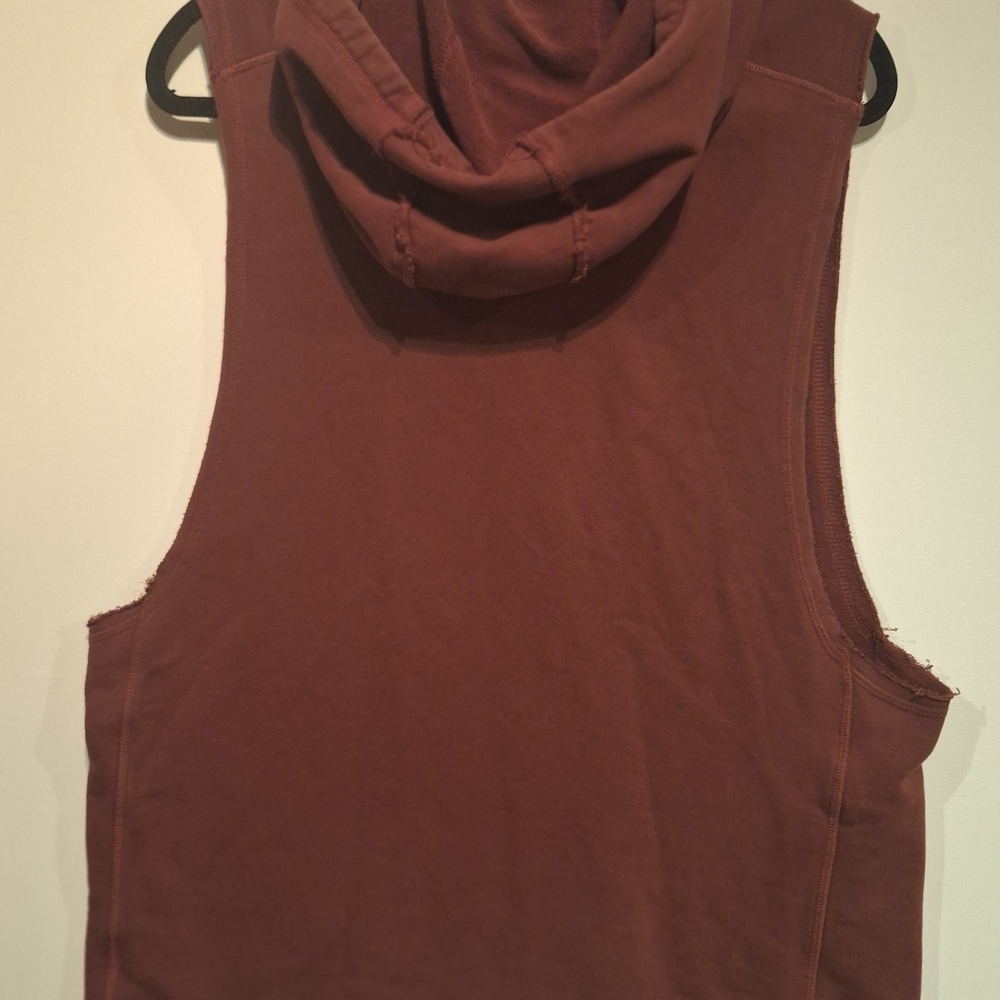 2 Set Gymshark Lifting Club Graphic Tee - Light Gray & Brown - Picture 11 of 13